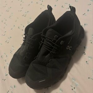 On Cloud Running All-Black Athletic Shoes